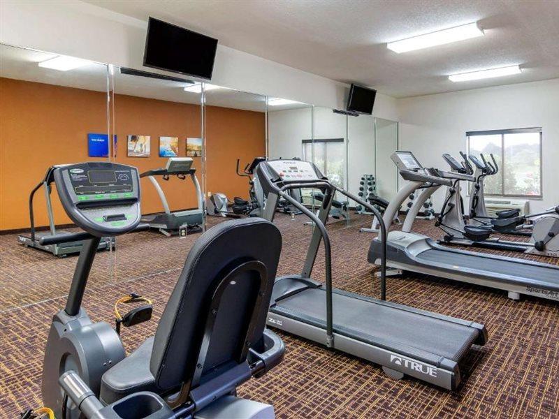 Comfort Inn & Suites Blue Ridge Eksteriør bilde