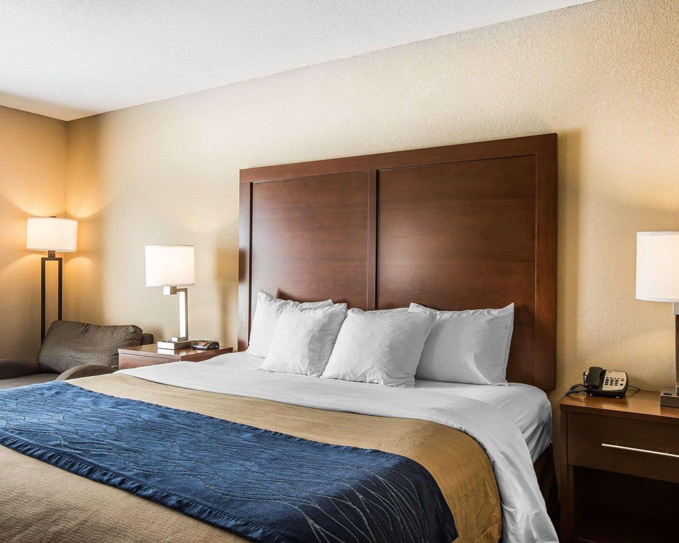 Comfort Inn & Suites Blue Ridge Eksteriør bilde