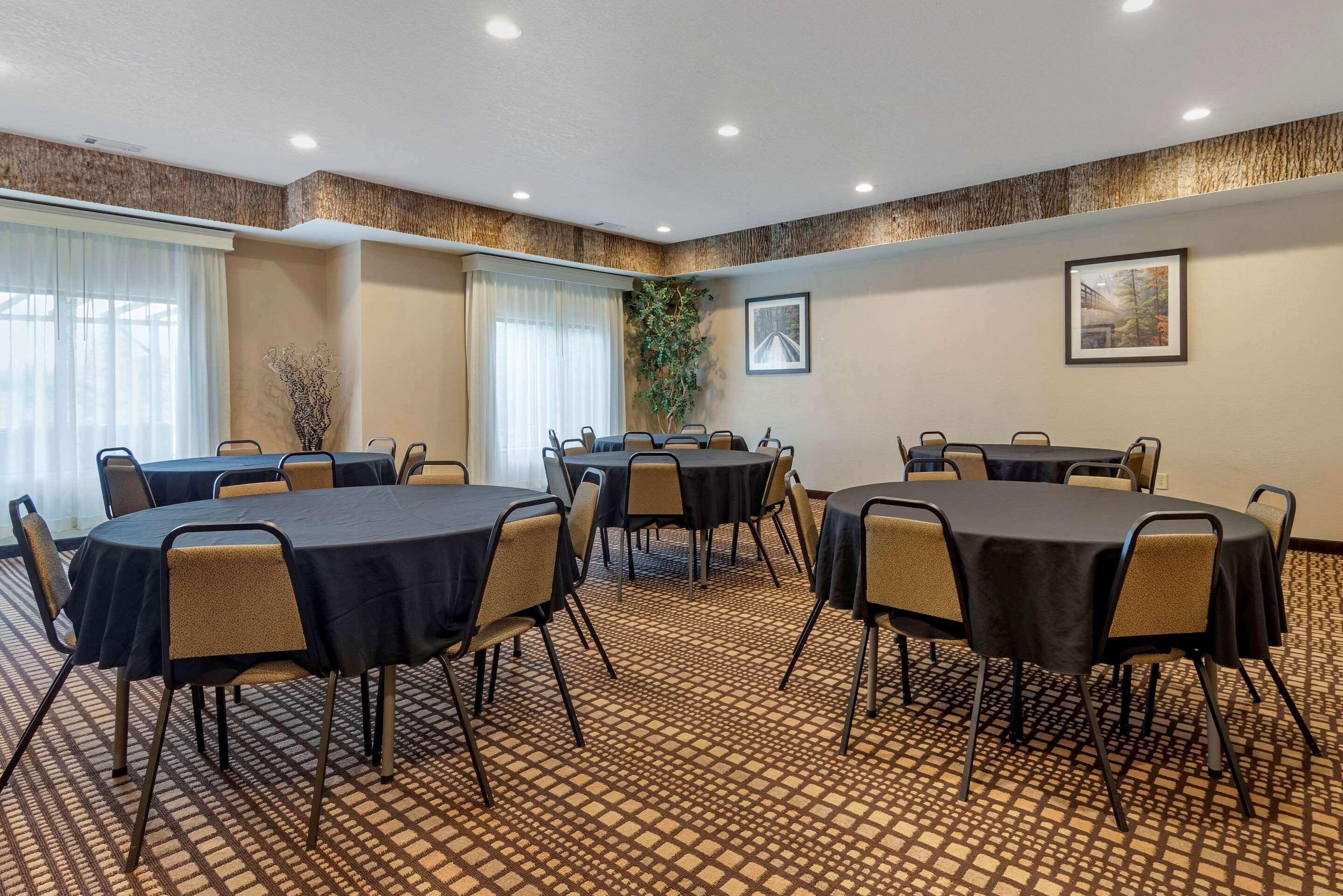 Comfort Inn & Suites Blue Ridge Eksteriør bilde