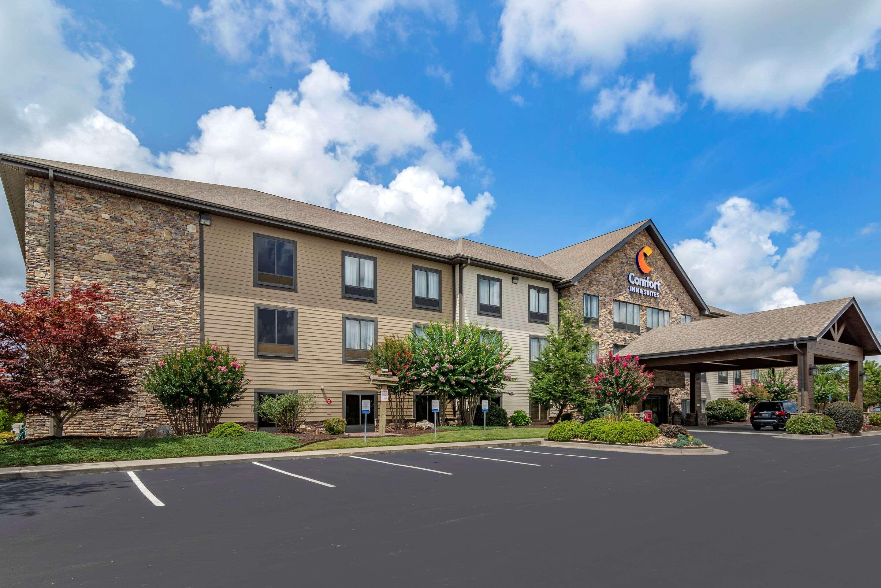 Comfort Inn & Suites Blue Ridge Eksteriør bilde