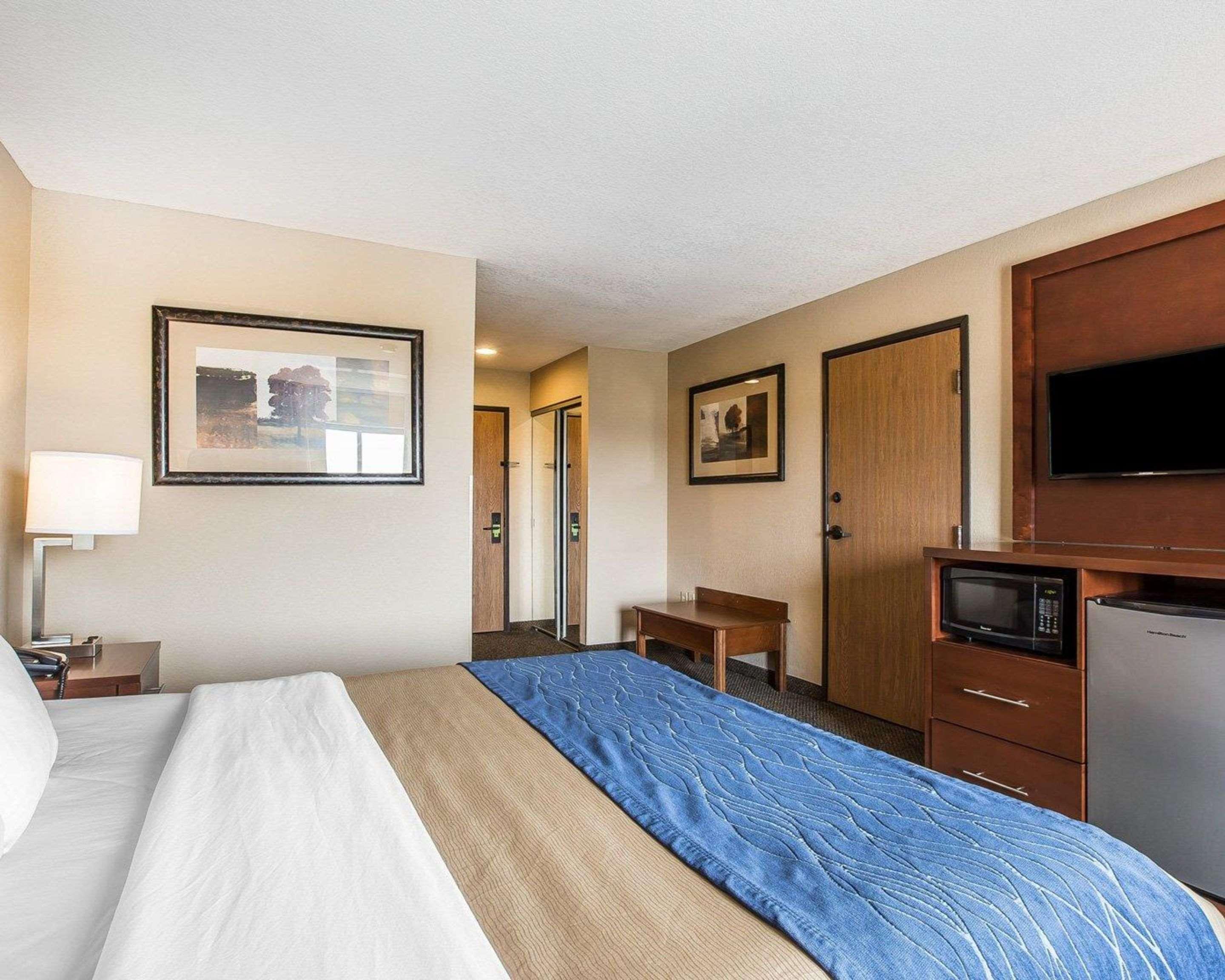 Comfort Inn & Suites Blue Ridge Eksteriør bilde