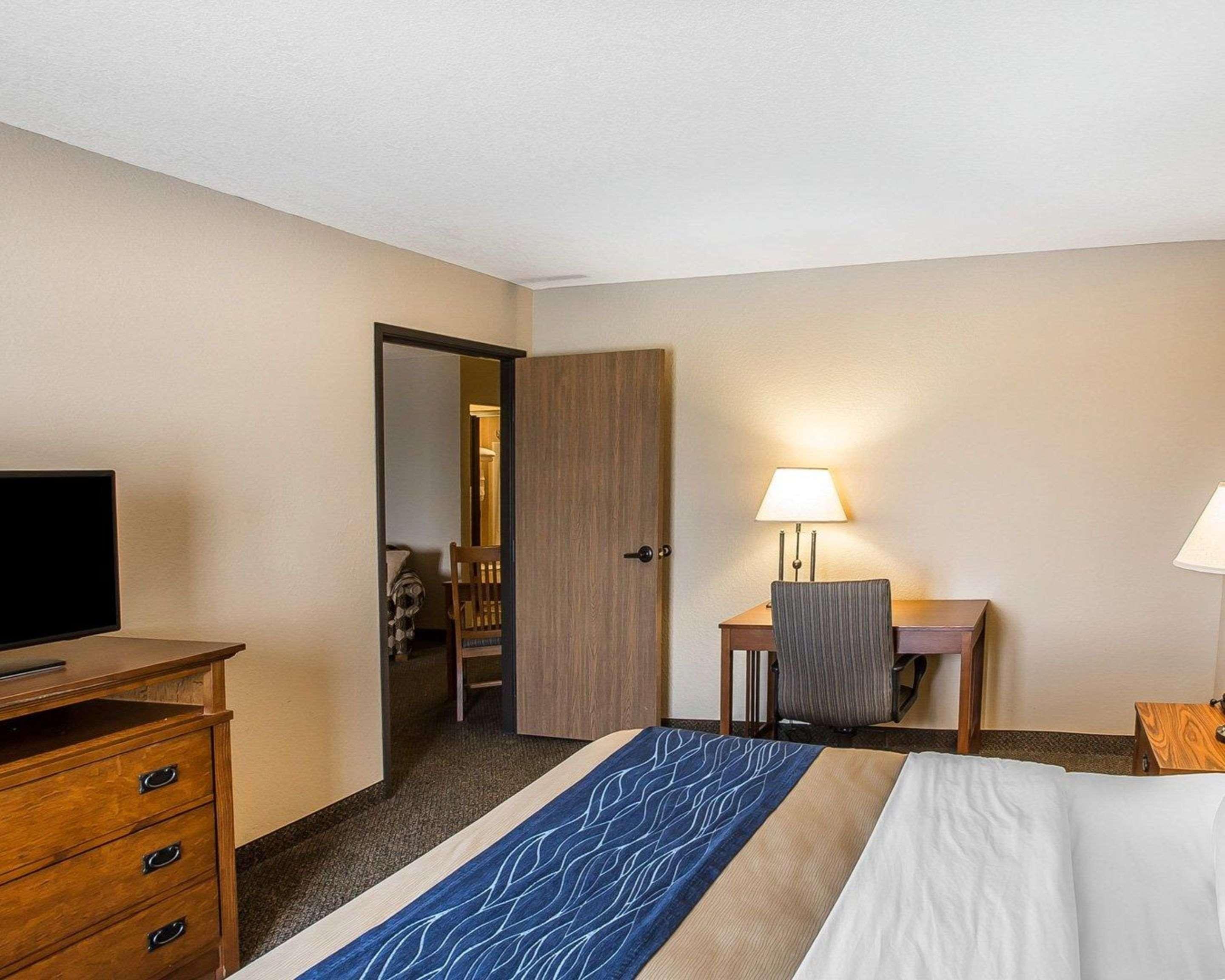 Comfort Inn & Suites Blue Ridge Eksteriør bilde